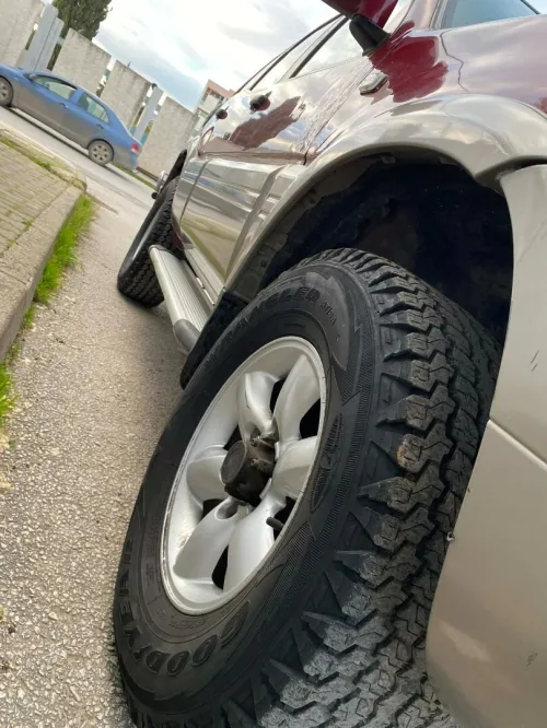 Nissan Terrano 2000 