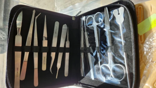 Trousse dessection 8 pcs 