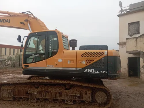 Hyundai Pelle hydraulique sur chenilles 2015