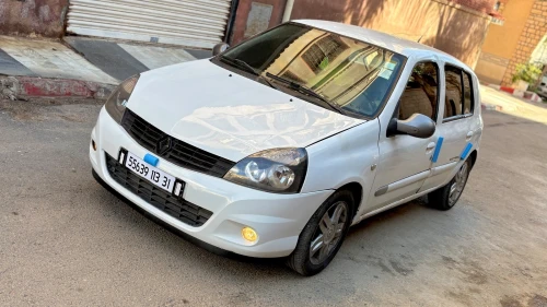 Renault Clio Campus 2013 Extreme