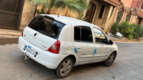 Renault Clio Campus 2013 Extreme