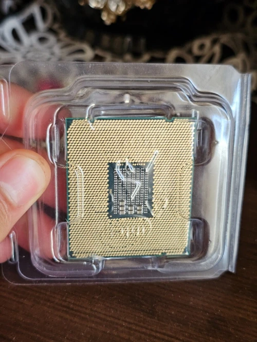 Processor Xeon Cpu E5-2698v4 lga 2011 20 core 40 thred