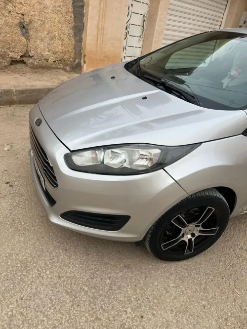 Ford Fiesta 2015 Trend