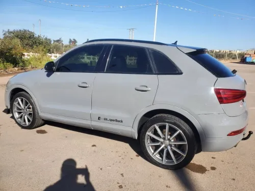 Audi Q3 2013 