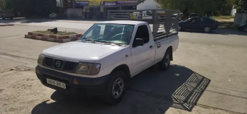 Nissan Pickup 2005 Pickup