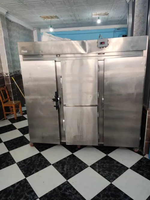 Cuve réfrigérée 500L + ثلاجة ثلاث ابواب للجزار او اللبان + cuve mélangeur مخاضة اللبن