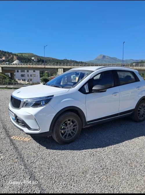 Livan X3 Pro  2025 Manuelle (Sans toit ouvrant)