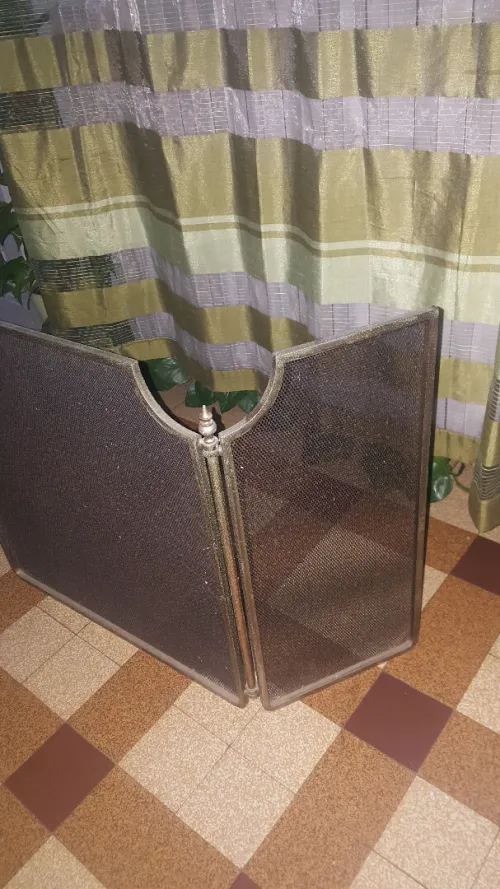 Pare-feu de cheminée minimaliste à trois volets en laiton de Style Néoclassique LIQUIDATION