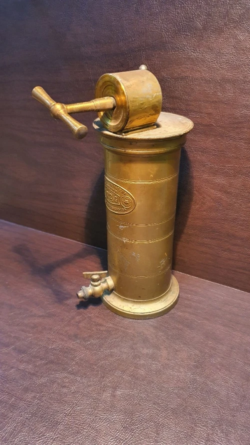 Cabinet de curiosité Véritable Irrigateur Systeme Du Docteur Eguisier N2 du XIXème Siècle PARIS 