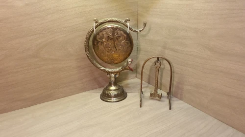 Gong en bronze avec serpent et marteau avec son support LIQUIDATION