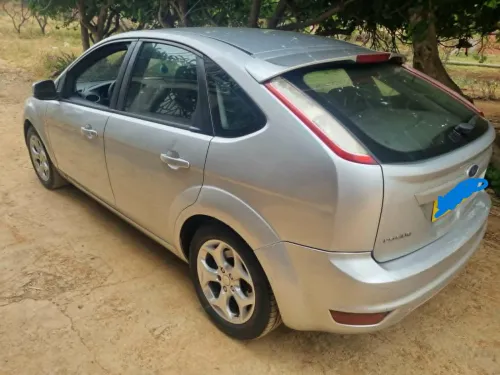 Ford Focus 5 portes 2010 Focus 5 portes