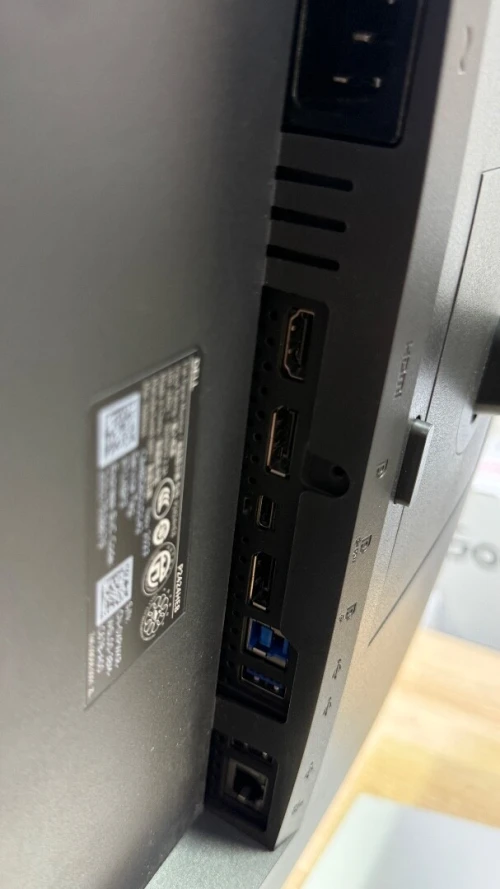 Écran de visioconférence Dell Pro 24 Plus - P2424HEB