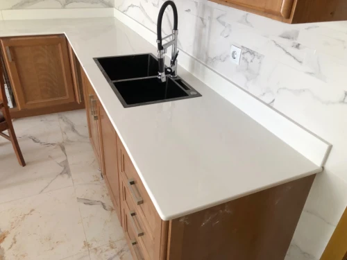 Transformation de marbre et granite et le quartz depuis 1963