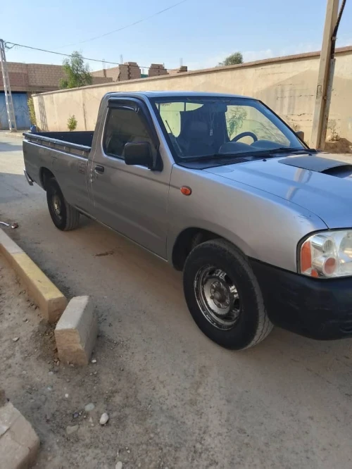 Nissan Pickup 2011 Pickup