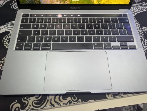 MacBook pro m2 mdm 16GB RAM 256GB