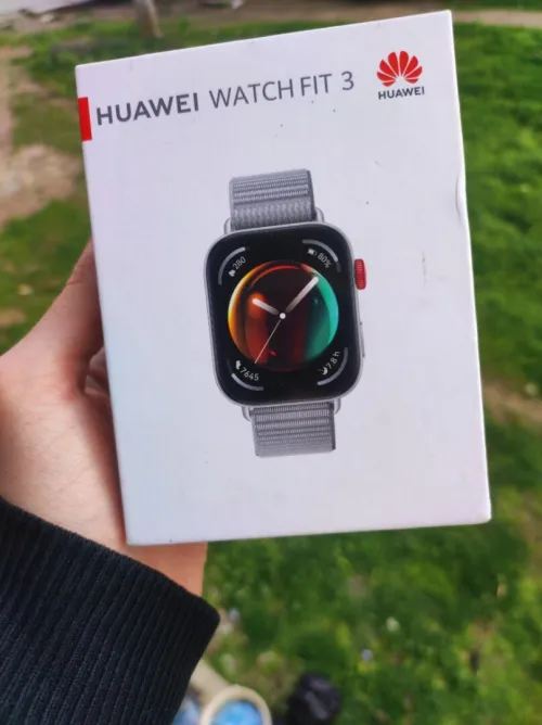 Huawei watch fit 3 + معاهم 4 براسلبات اضافيين