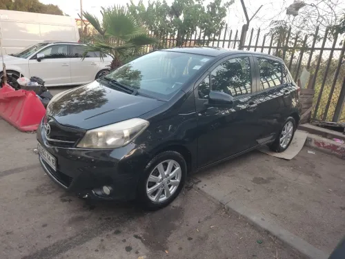 Toyota Yaris 2014 Lounge CVT