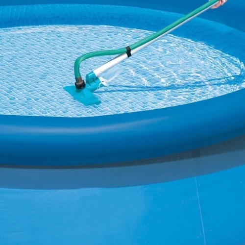 Kit d entretien de piscines  INTEX