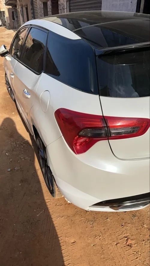 DS DS5 2014 DS5
