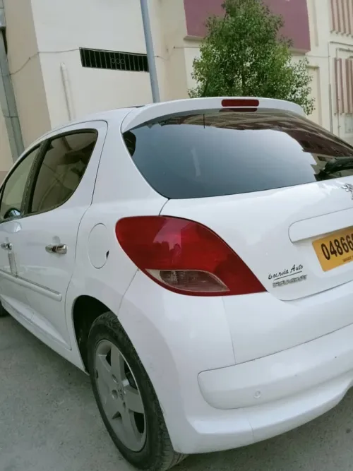 Peugeot 207 2011 