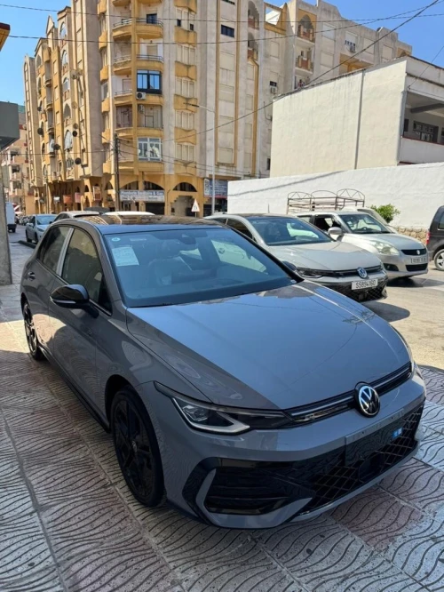 Volkswagen GOLF 8.5 2025 R LINE