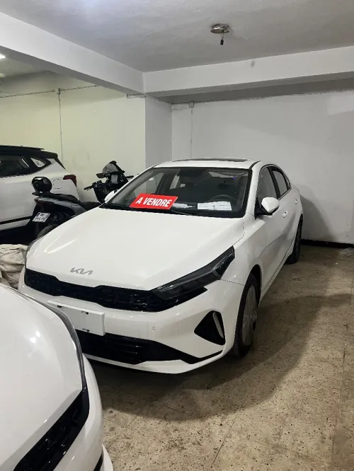 Kia K3 2025 La tt option