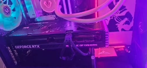 ASUS ROG STRIX 4070 TI Super