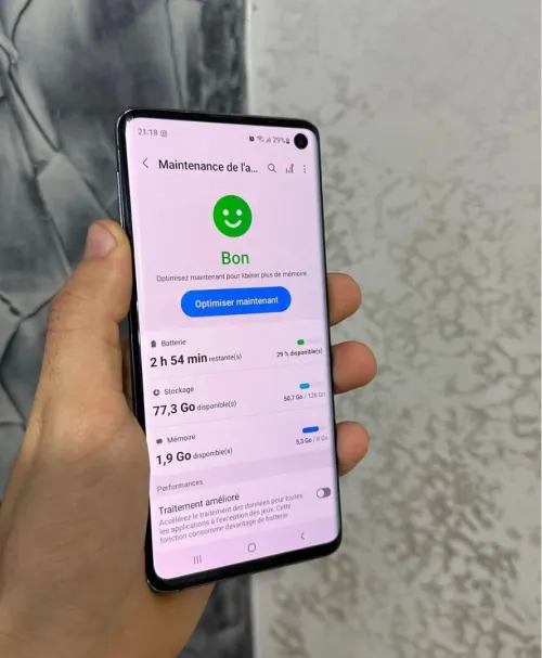 Samsung S10
