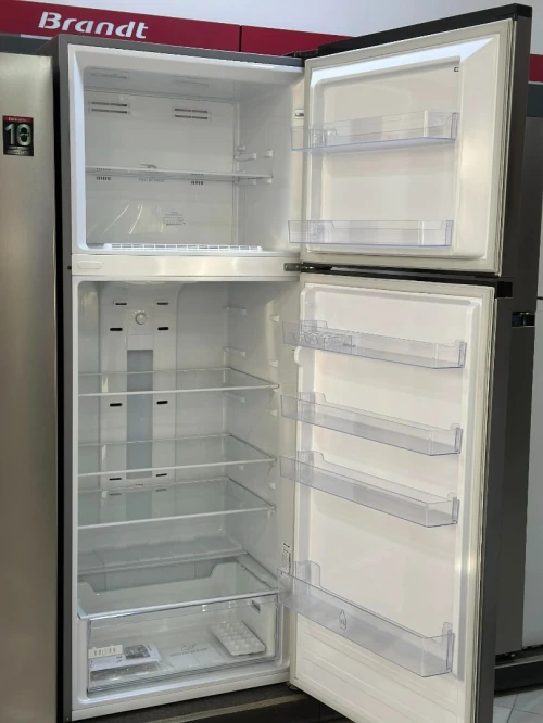 Promo Réfrigérateur Brandt 600L Inox No Frost