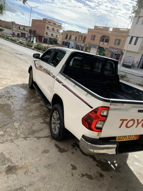 Toyota Hilux 2021 LEGEND SC 4x4