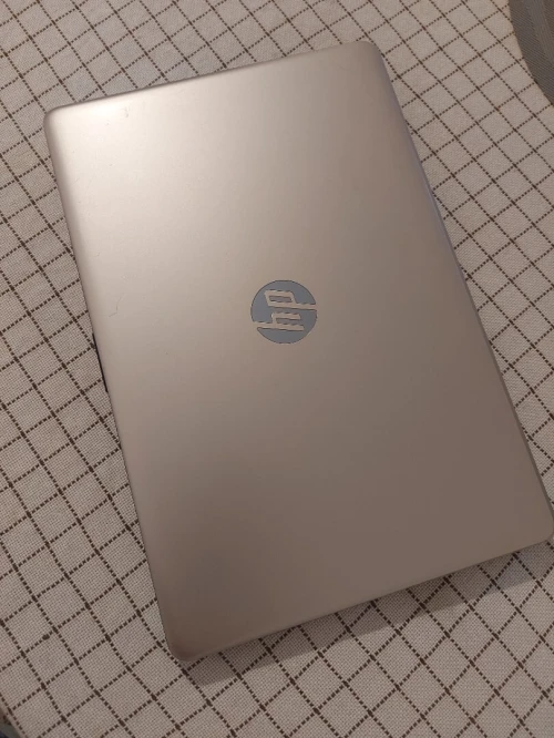 PC Portable HP i7 (CPU i7-7500U/ DDR- 8 GB/ SSD 128 + HDD 1 TB/ VGA 2 GB/ ECR 15.6")