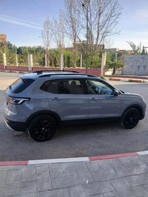 Volkswagen Tahru 2025 Sharp