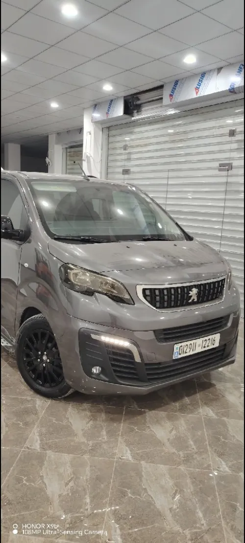 Peugeot Expert 2022 9 place