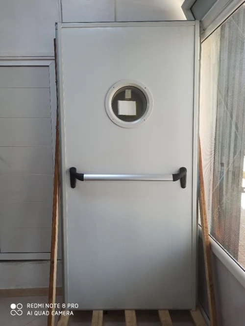 PORTE COUPE FEU /  ISSUE DE SECOUR ANTI PANIQUE