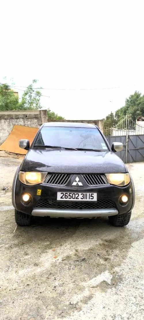 Mitsubishi L200 2011 Doube cabine Evolution