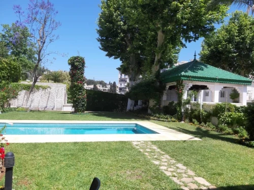 Cherche location Appartement F6 Alger Alger centre
