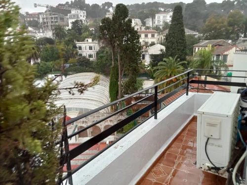 Cherche achat Appartement F8 Alger Alger centre