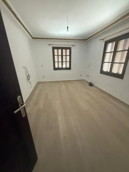 Location Appartement Niveau de villa F4 Alger Hydra