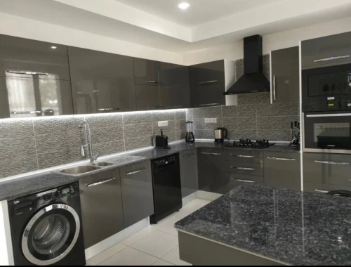 Cherche location Appartement Studio F2 F3 Alger Hydra