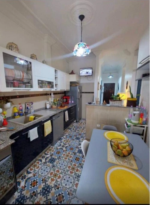 Cherche location Appartement F10 Alger Alger centre