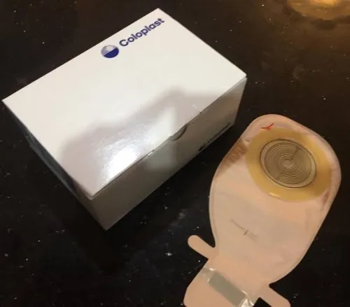 Poche de colostomie coloplast 