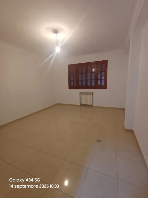 Location Appartement Niveau de villa F6 Alger Birkhadem