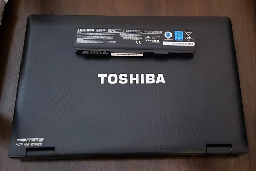 Toshiba Dynabook Satellite B452/F - Import Japan