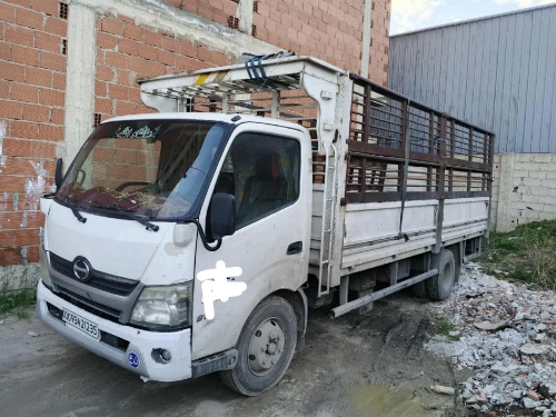 Hino 300 Hino 913 platou 2012