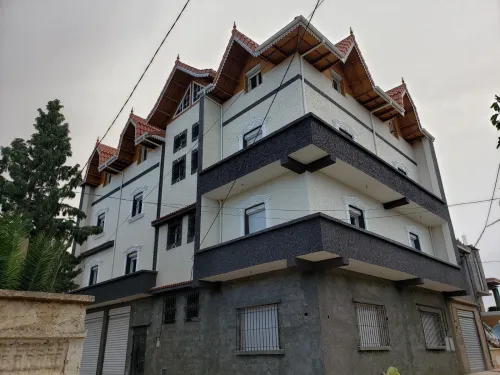 Monocouche et mocheté écrasé façade 