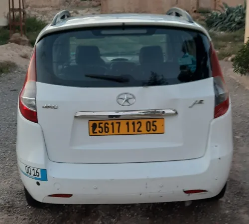 JAC J6 7 places 2012 La tout option