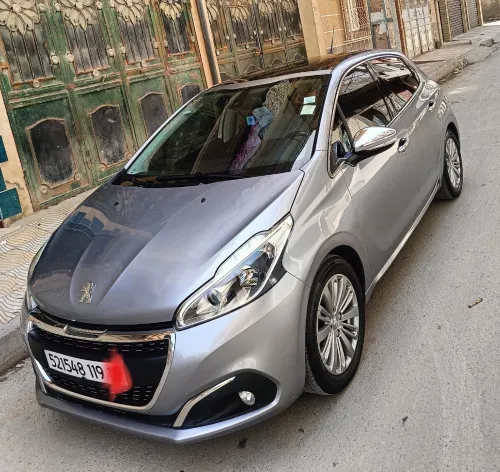 Peugeot 208 2019 Allure Facelift
