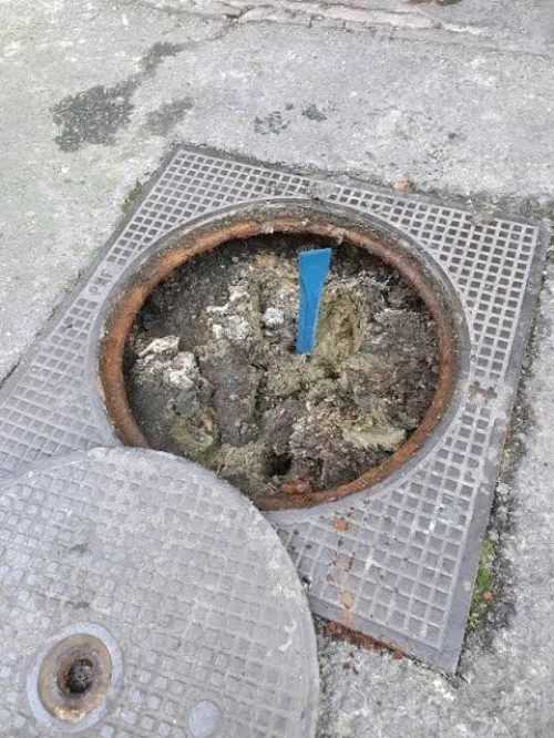 Débouchage conduite vidange fosse nettoyage 