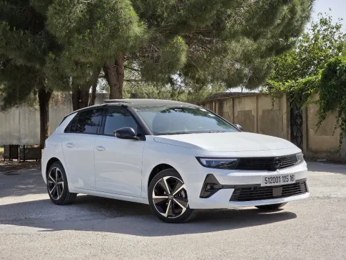 Opel Astra 2025 GSLINE