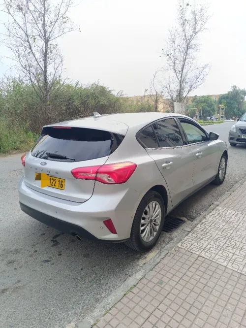 Ford Focus 5 portes 2022 Titanium